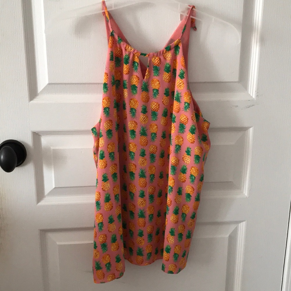 Pink pineapple summer tank top